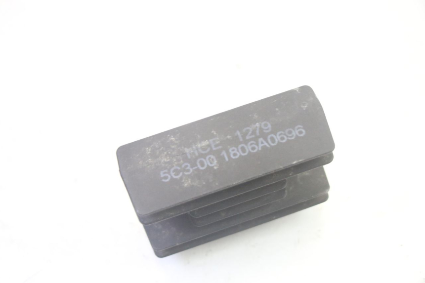 photo de REGULATOR ŁADOWANIA YAMAHA NEOS NEO'S 4T 50 (2008 - 2016) - Zbliżenie techniczne