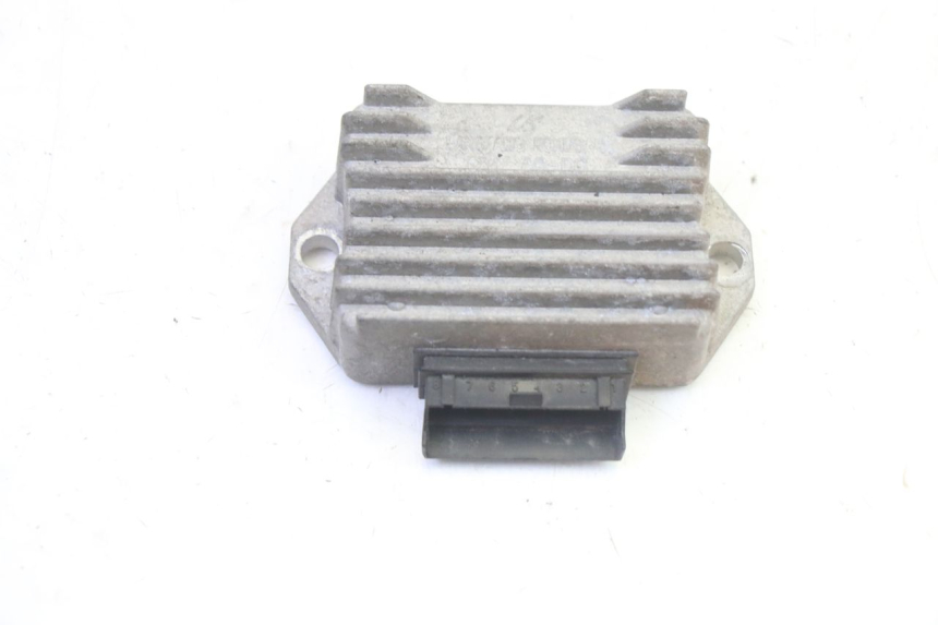 photo de REGULATOR ŁADOWANIA PIAGGIO NEW TYPHOON 50 (2010 - 2017) - Widok główny