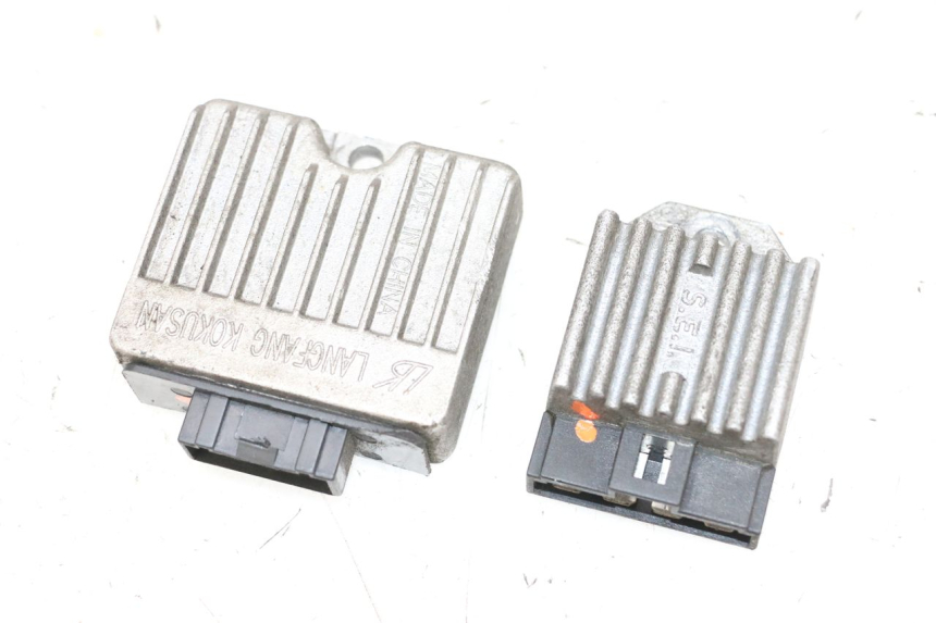 photo de REGULATOR ŁADOWANIA PIAGGIO NEW TYPHOON 50 (2018 - 2021) - Widok główny