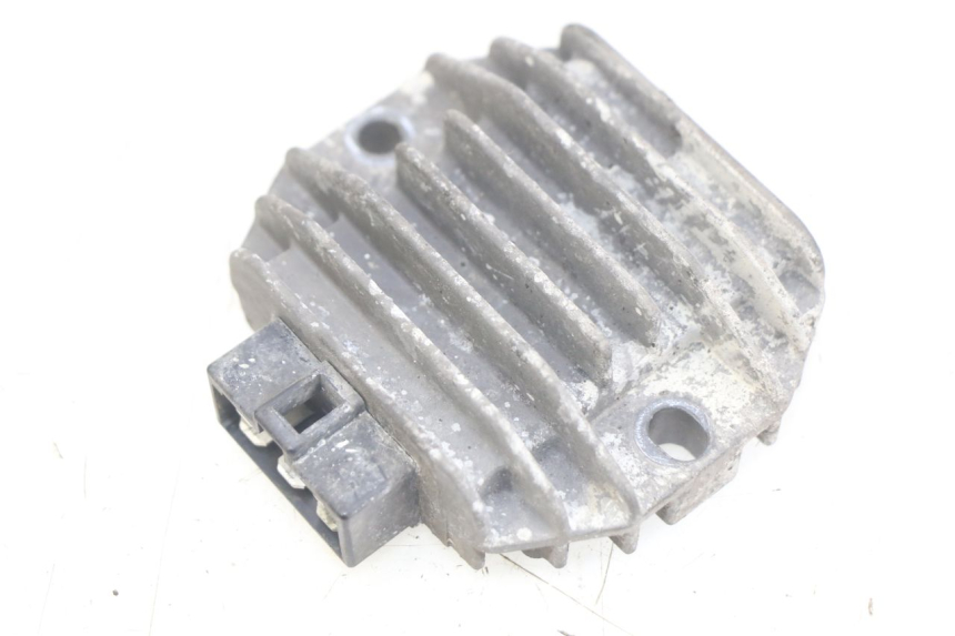 photo de REGULATOR ŁADOWANIA GILERA NEXUS 125 (2007 - 2009) - Szczegół części