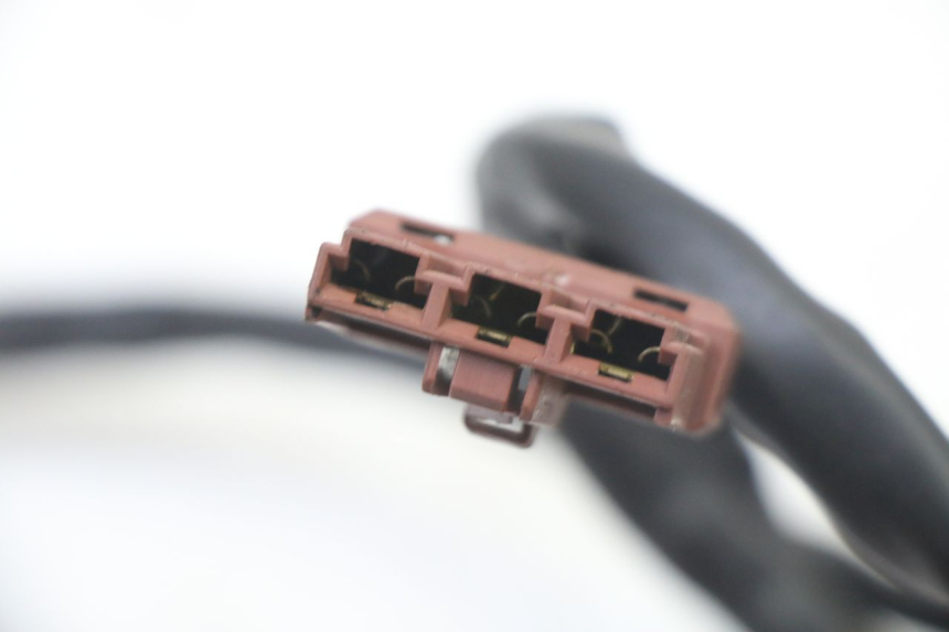 photo de REGULATOR ŁADOWANIA GILERA NEXUS 125 (2009 - 2013) - Punkty mocowania