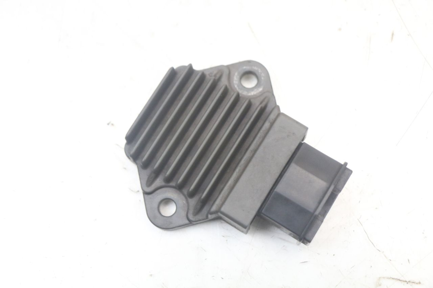 photo de REGULATOR ŁADOWANIA HONDA NTV DEAUVILLE 650 (1998 - 2001) - Widok główny
