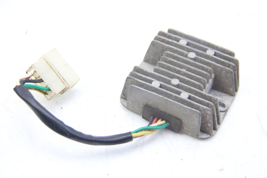 photo de REGULATOR ŁADOWANIA SELECT UP OCTALIS 125 (2007 - 2012) - Widok główny