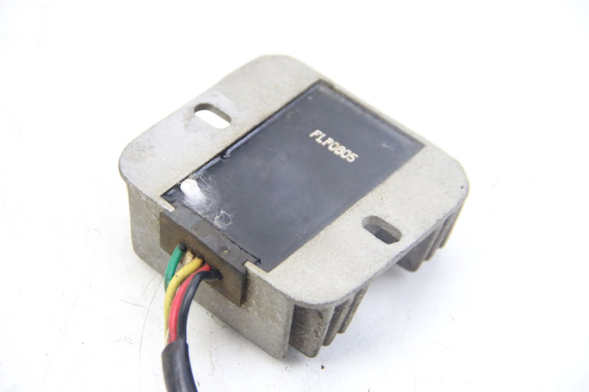 photo de REGULATOR ŁADOWANIA SELECT UP OCTALIS 125 (2007 - 2012) - Szczegół części