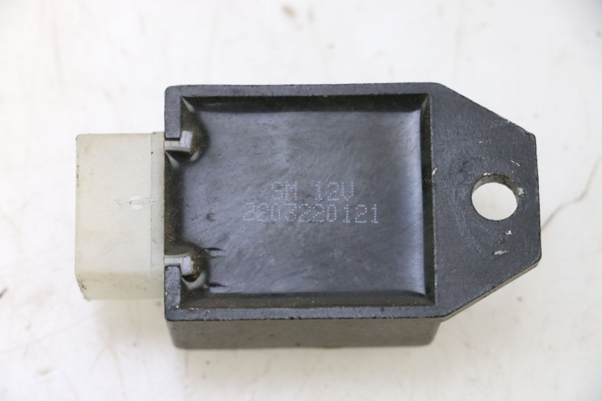photo de REGULATOR ŁADOWANIA JM MOTORS OLDIES 4T 50 (2010 - 2020) - Inny kąt widzenia