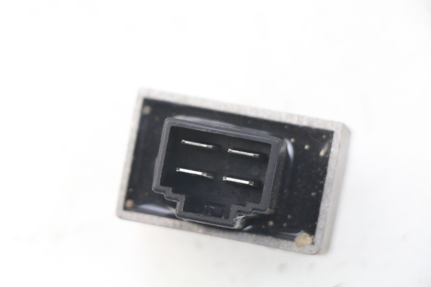 photo de REGULATOR ŁADOWANIA SYM ORBIT 2 4T 50 (2008 - 2017) - Zoom stanu zużycia