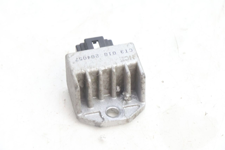 photo de REGULATOR ŁADOWANIA SYM ORBIT 2 4T 50 (2008 - 2017) - Inny kąt widzenia