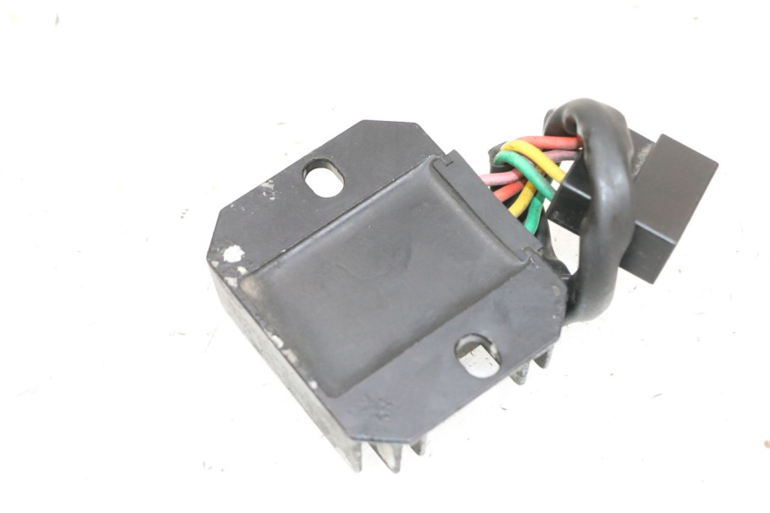 photo de REGULATOR ŁADOWANIA SYM ORBIT III 3 4T 50 (2018 - 2021) - Inny kąt widzenia