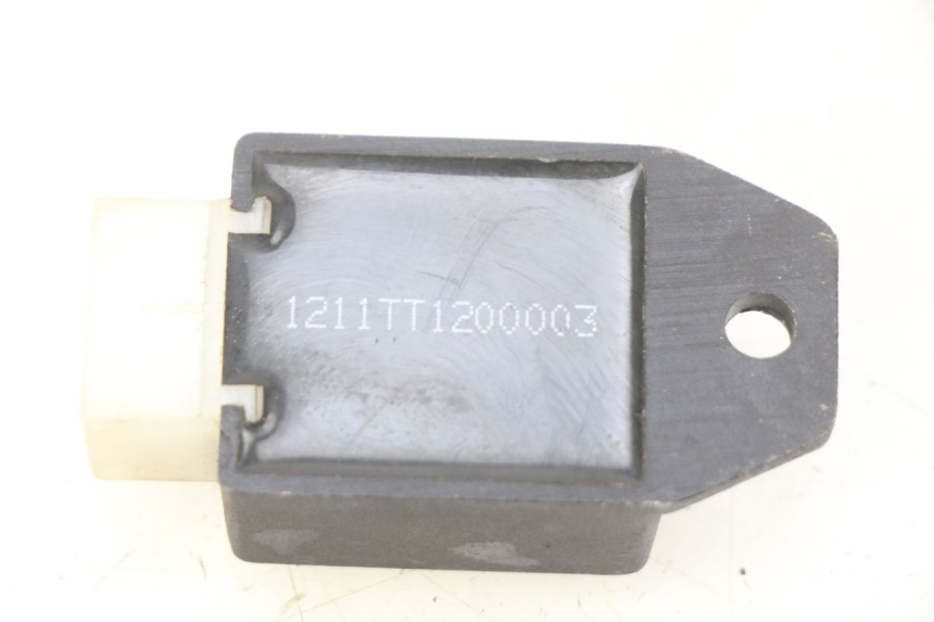 photo de REGULATOR ŁADOWANIA TNT MOTOR OTTO 2T 50 (2012 - 2018) - Zoom stanu zużycia