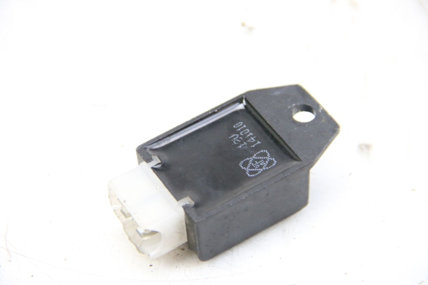 photo de REGULATOR ŁADOWANIA IMF INDUSTRIE PACH 4T 50 (2009 - 2018) - Inny kąt widzenia