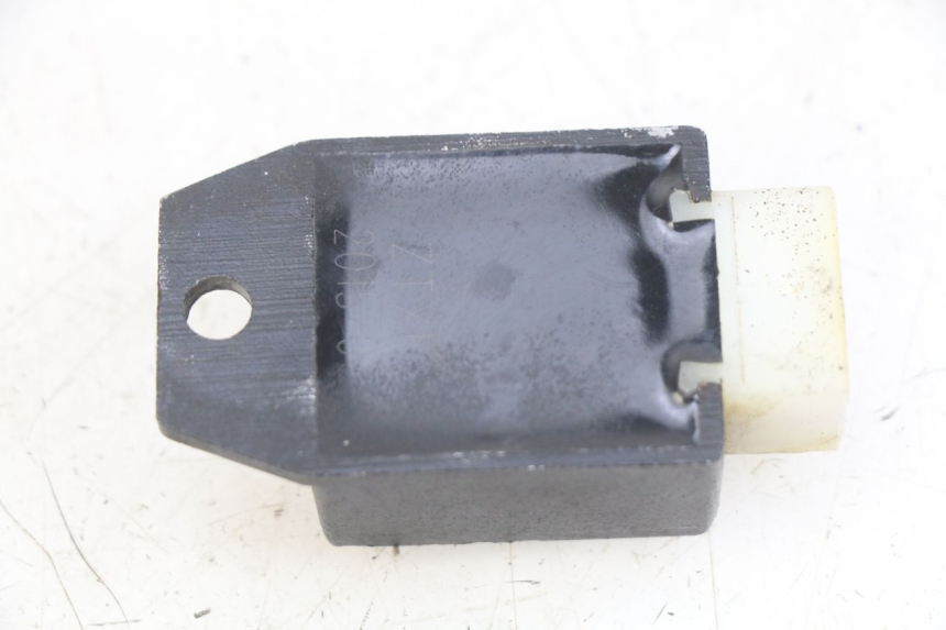 photo de REGULATOR ŁADOWANIA PANTHERA PANTHERA 110 (2010 - 2017) - Inny kąt widzenia