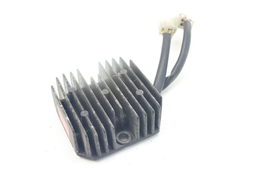 photo de REGULATOR ŁADOWANIA KYMCO PEOPLE 250 (2004 - 2008) - Szczegół części