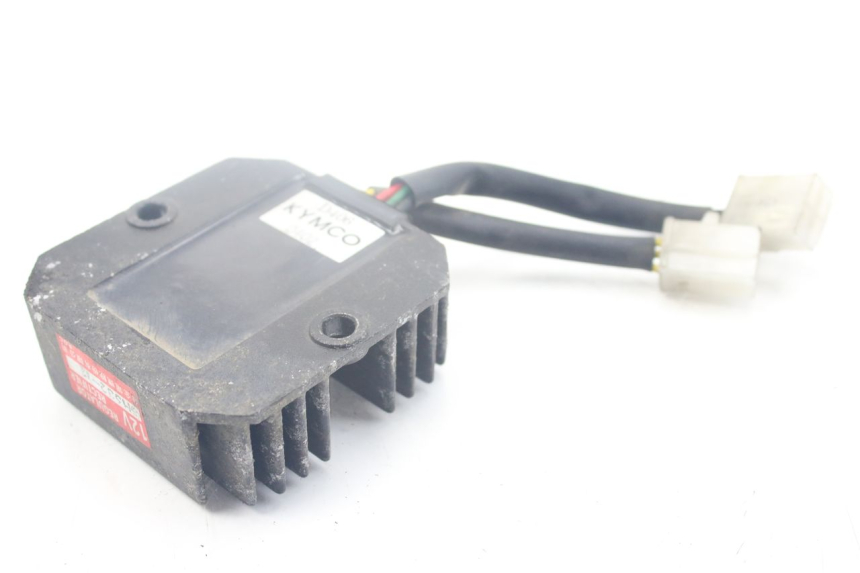 photo de REGULATOR ŁADOWANIA KYMCO PEOPLE 250 (2004 - 2008) - Zoom stanu zużycia