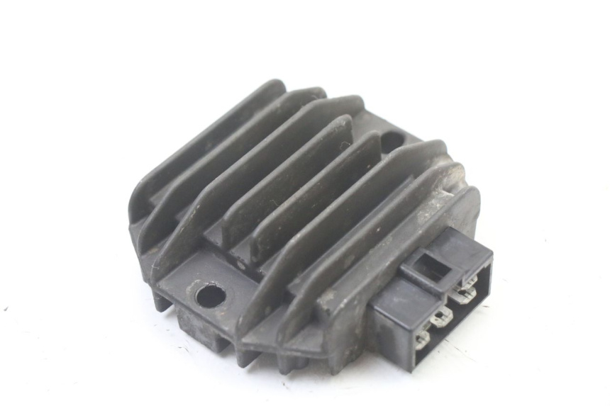 photo de REGULATOR ŁADOWANIA PIAGGIO X8 125 (2004 - 2007) - Widok główny