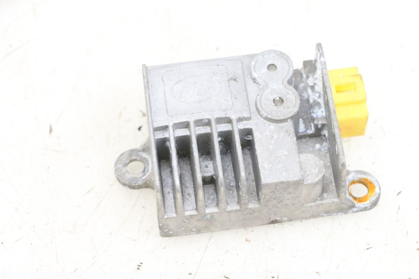 photo de REGULATOR ŁADOWANIA EFUN PUSA 1 - Zoom stanu zużycia