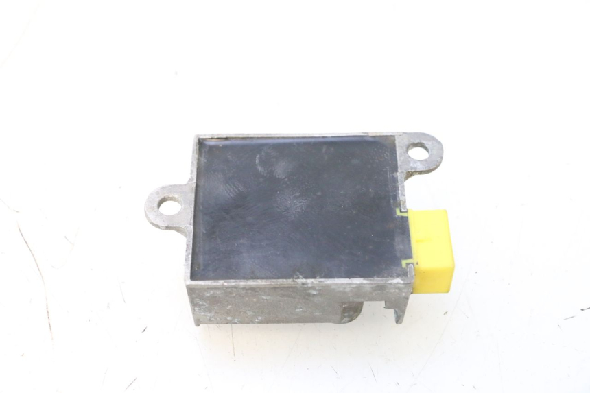 photo de REGULATOR ŁADOWANIA EFUN PUSA 1 - Zbliżenie techniczne
