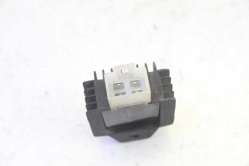 photo de REGULATOR ŁADOWANIA RIDE RACE 2T 50 (2012 - 2017) - Inny kąt widzenia