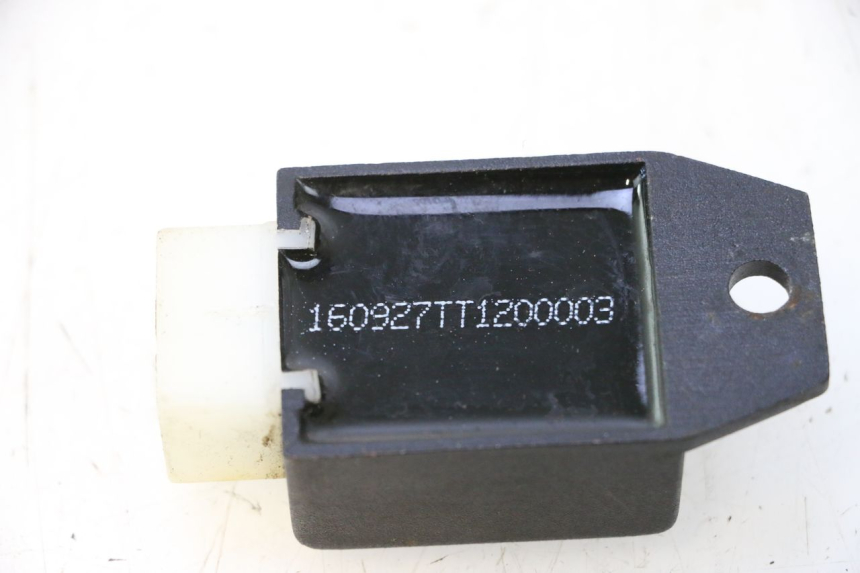 photo de REGULATOR ŁADOWANIA ORCAL RAPTOR 50 (2015 - 2021) - Zoom stanu zużycia