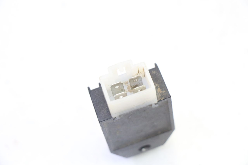 photo de REGULATOR ŁADOWANIA APOLLO RFZ 150 - Inny kąt widzenia