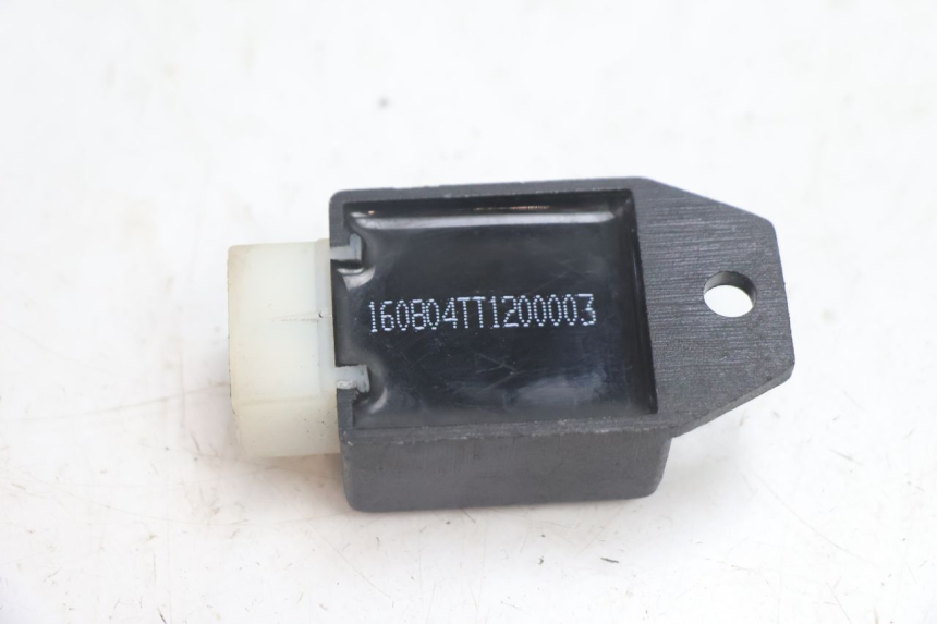 photo de REGULATOR ŁADOWANIA TNT MOTOR ROMA 10' 2T 50 (2011 - 2018) - Inny kąt widzenia