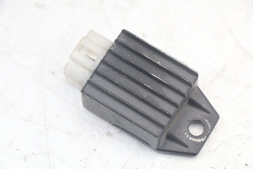 photo de REGULATOR ŁADOWANIA TNT MOTOR ROMA 10' 4T 50 (2007 - 2018) - Zoom stanu zużycia