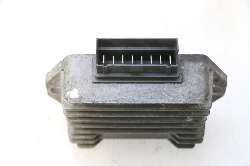 photo de REGULATOR ŁADOWANIA GILERA RUNNER SP 50 (2002 - 2004) - Widok ogólny