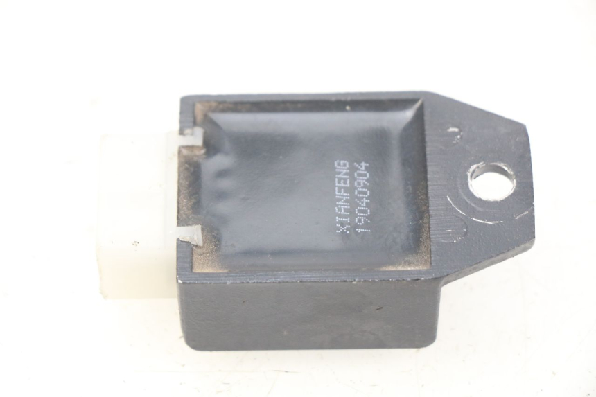 photo de REGULATOR ŁADOWANIA APOLLO RXF 125 - Zoom stanu zużycia