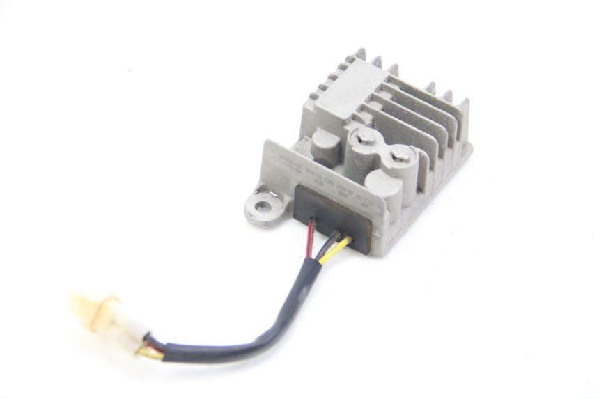 photo de REGULATOR ŁADOWANIA LVNENG S5 1 (2019 - 2023) - Widok główny