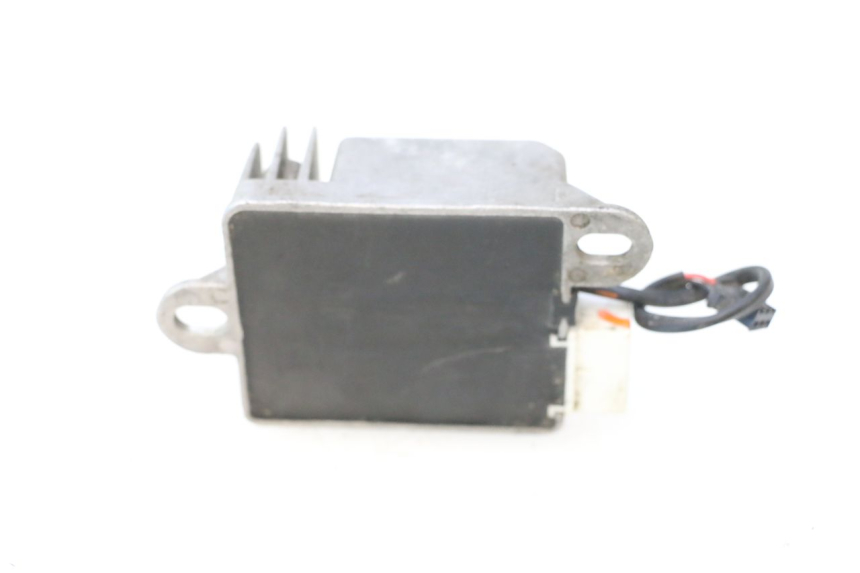 photo de REGULATOR ŁADOWANIA BAIKU SAKURA 1 (2021 - 2025) - Punkty mocowania
