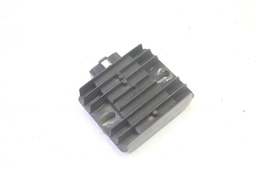 photo de REGULATOR ŁADOWANIA JM MOTORS SANTANA EVO 50 (2024 - 2026) - Szczegół części