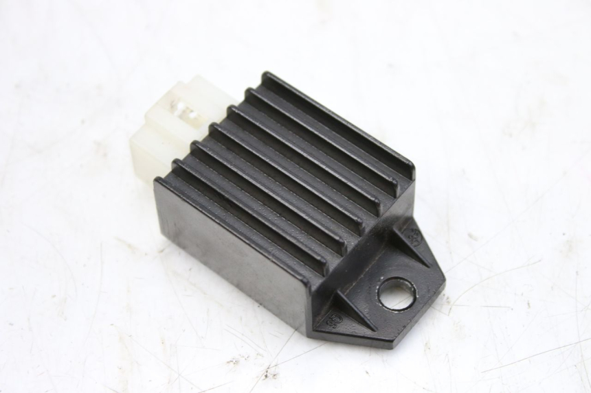 photo de REGULATOR ŁADOWANIA JM MOTORS SANTANA 50 (2014 - 2023) - Widok ogólny