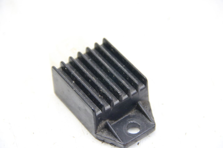 photo de REGULATOR ŁADOWANIA JM MOTORS SANTANA 50 (2014 - 2023) - Szczegół części