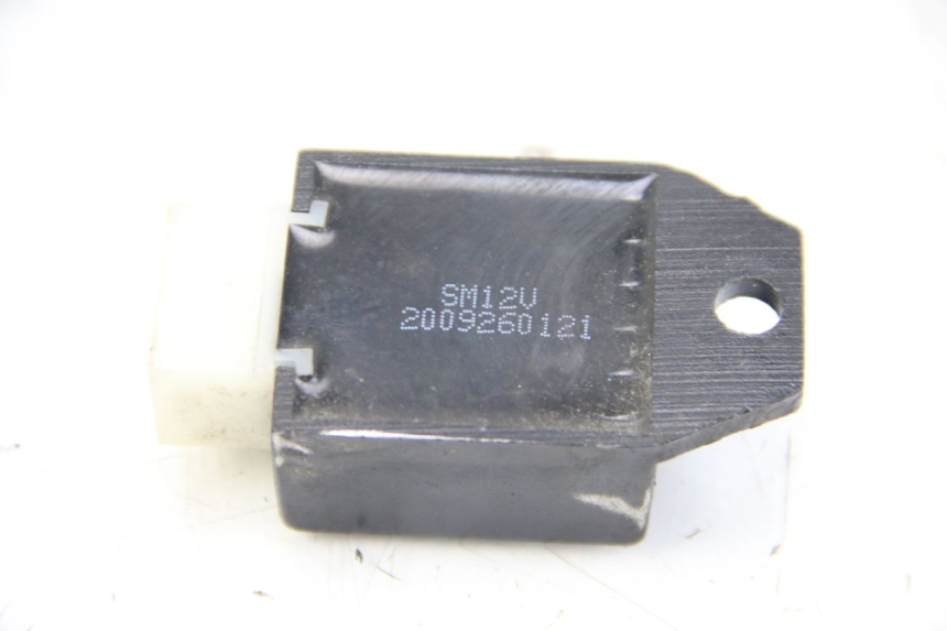 photo de REGULATOR ŁADOWANIA JM MOTORS SANTANA 50 (2014 - 2023) - Inny kąt widzenia