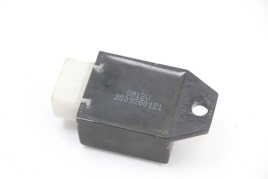 photo de REGULATOR ŁADOWANIA JM MOTORS SANTANA 50 (2014 - 2023) - Zoom stanu zużycia