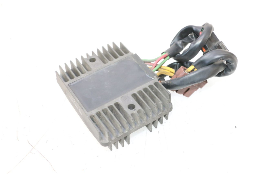 photo de REGULATOR ŁADOWANIA PEUGEOT SATELIS COMPRESSOR K15 125 (2006 - 2009) - Szczegół części