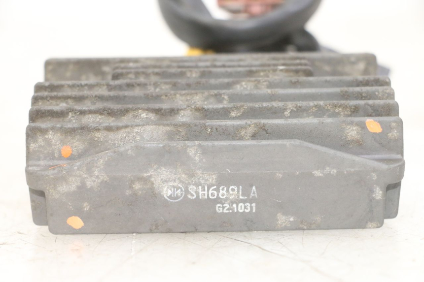 photo de REGULATOR ŁADOWANIA PEUGEOT SATELIS 125 (2013 - 2018) - Szczegół części