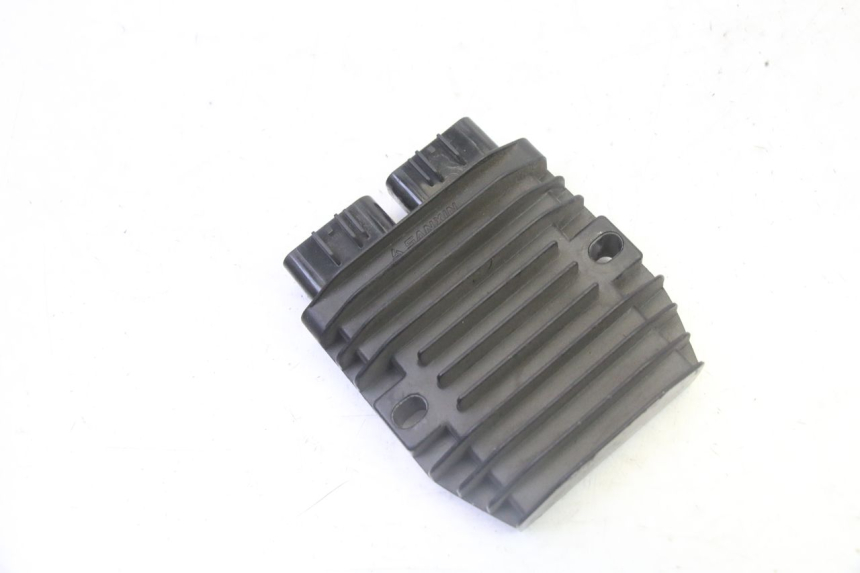 photo de REGULATOR ŁADOWANIA PEUGEOT SATELIS 125 (2013 - 2018) - Widok główny