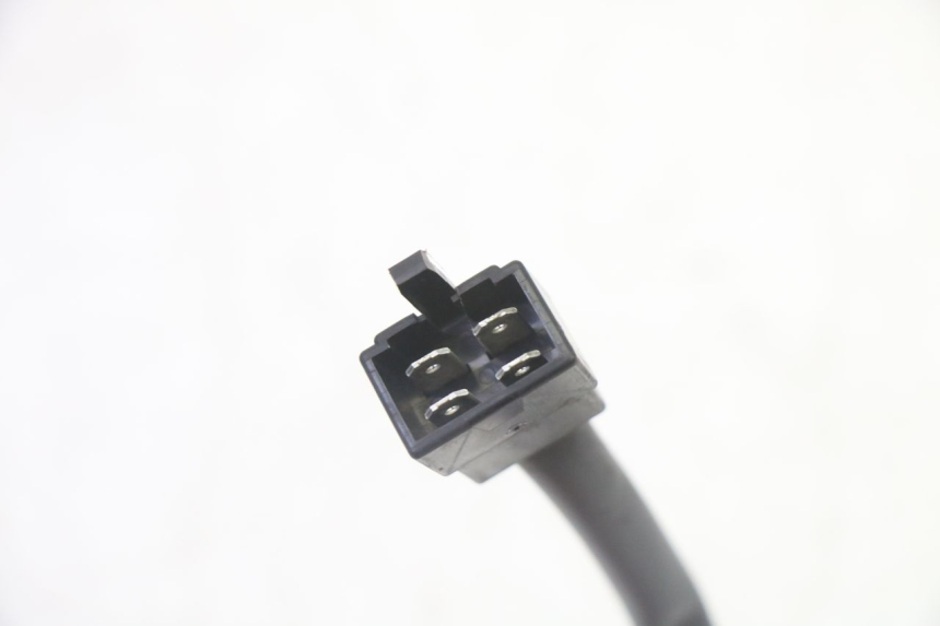 photo de REGULATOR ŁADOWANIA PEUGEOT SATELIS 125 (2006 - 2009) - Punkty mocowania