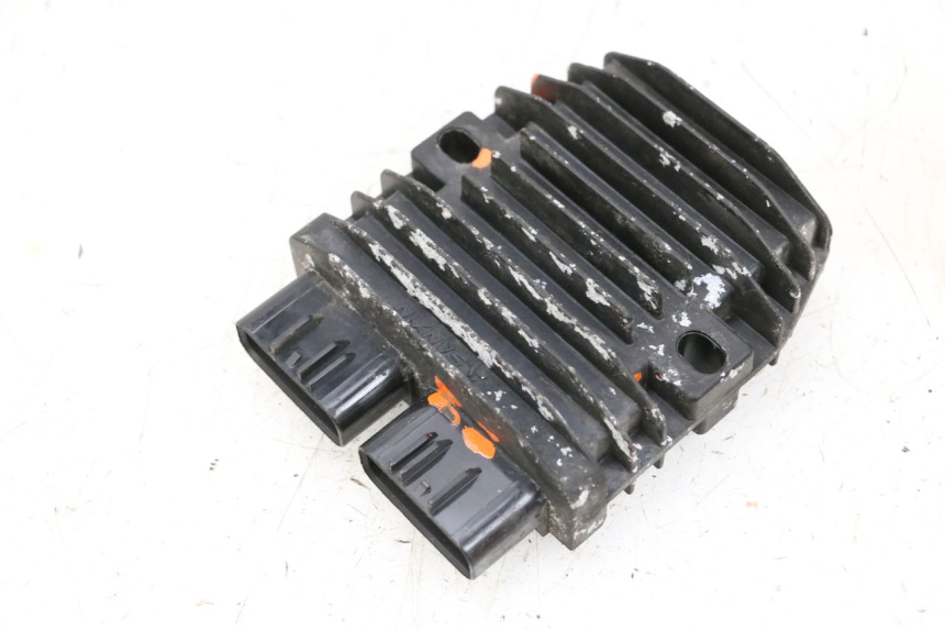 photo de REGULATOR ŁADOWANIA PEUGEOT SATELIS 125 (2013 - 2018) - Widok główny