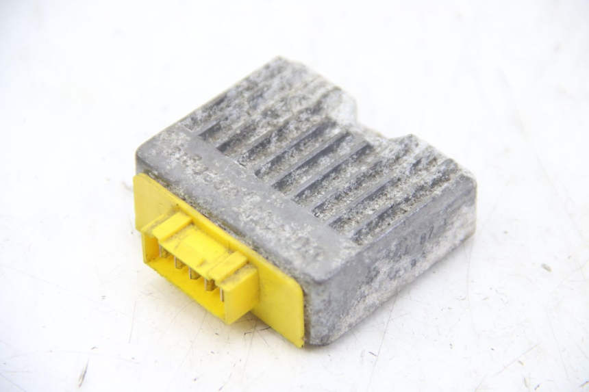 photo de REGULATOR ŁADOWANIA APRILIA SCARABEO 4T 50 (2009 - 2017) - Widok główny