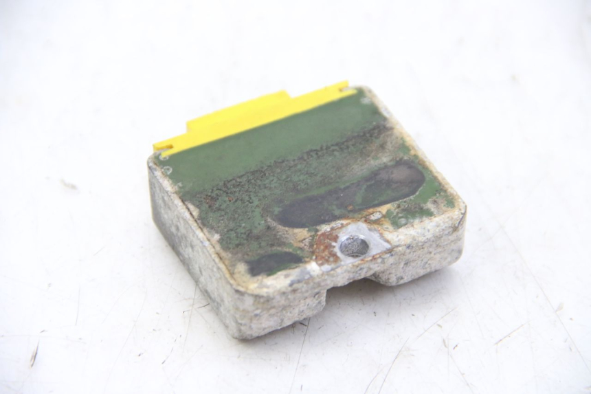 photo de REGULATOR ŁADOWANIA APRILIA SCARABEO 4T 50 (2009 - 2017) - Inny kąt widzenia