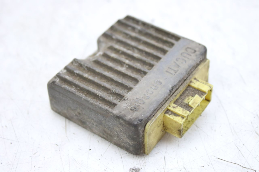 photo de REGULATOR ŁADOWANIA APRILIA SCARABEO 100 (2003 - 2012) - Widok główny