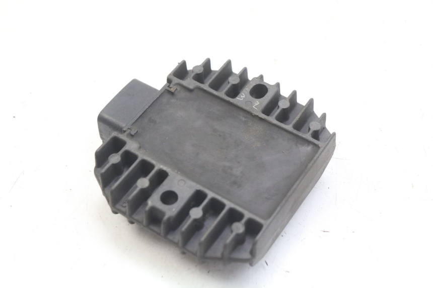 photo de REGULATOR ŁADOWANIA MBK SKYCRUISER 125 (2006 - 2009) - Szczegół części