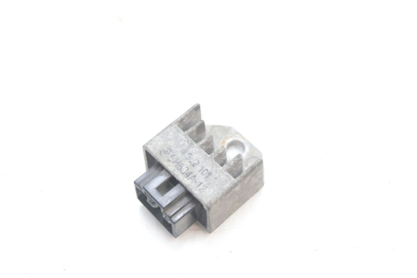 photo de REGULATOR ŁADOWANIA PEUGEOT SPEEDFIGHT 2 AC 50 (2000 - 2009) - Widok główny