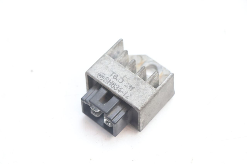 photo de REGULATOR ŁADOWANIA PEUGEOT SPEEDFIGHT 2 AC 50 (2000 - 2009) - Widok główny