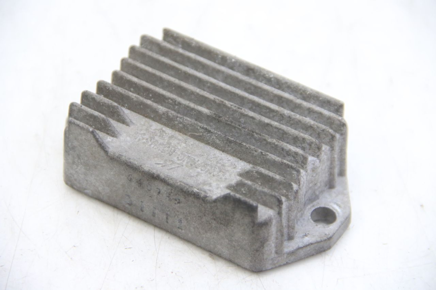 photo de REGULATOR ŁADOWANIA APRILIA SR 2T 50 (2012 - 2017) - Szczegół części