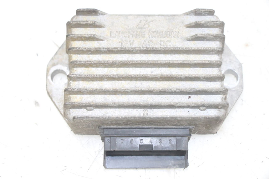 photo de REGULATOR ŁADOWANIA APRILIA SR 2T 50 (2012 - 2017) - Widok główny