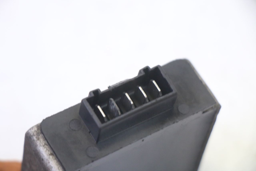 photo de REGULATOR ŁADOWANIA APRILIA SR R 2T LC 50 (2018 - 2021) - Inny kąt widzenia