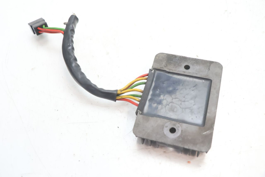 photo de REGULATOR ŁADOWANIA DUCATI SS IE DS CARENEE 1000 (2002 - 2006) - Widok ogólny