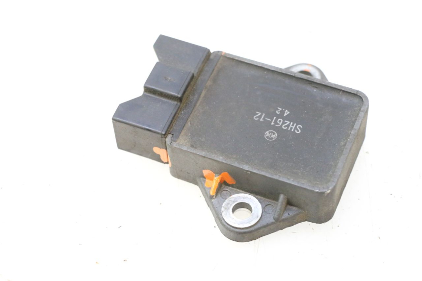photo de REGULATOR ŁADOWANIA HONDA ST PAN EUROPEAN 1100 (1990 - 2002) - Widok główny